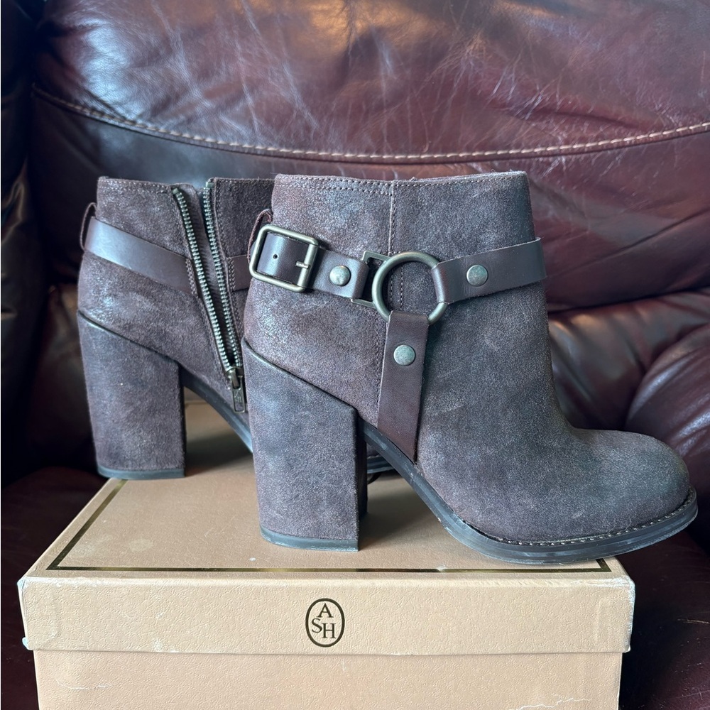 Ash Italia Falcon Brown Suede Ankle Boots New size 39 EU T Moro - Picture 2 of 5